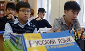 Русский язык никто и никому в Кыргызстане не навязывает. Это выбор народа