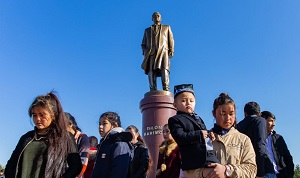 Десакрализованные «туркменбаши» и «юртбаши». Настигнет ли «елбасы» проклятие автократов?