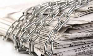 Узбекистан: изменения в законодательстве дискредитируют свободу выражения