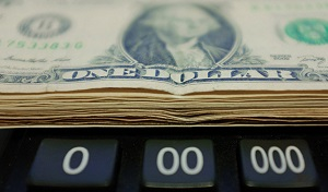 Доллар показал свою силу в Таджикистане: новый курс валют от НБТ