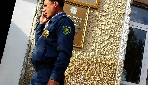 Полицейские в Туркменистане заняли нишу межрегиональных таксистов