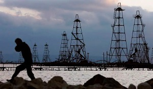 Туркменистан и Азербайджан договорились о совместной разработке спорного углеводородного месторождения