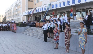 Студенты из Туркменистана оказались в бедственном положении в Узбекистане