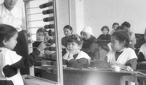 Русификация в Казахстане: принуждение или стимул?