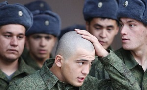 Кого освободили от армии в Таджикистане, и как родители будут отвечать за сына-призывника
