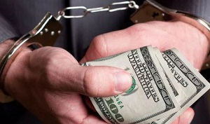 Кыргызстан снова ждет коррупционный скандал с бахилами?