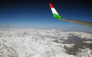 Таджикистан: Россия приоткрыла двери, все бросились к авиакассам