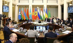 МВД России требует от стран СНГ вывоза своих граждан, нелегально находящихся в РФ