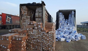 На границе с Россией застряли сотни большегрузов из Казахстана