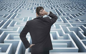 Кыргызский предприниматель: Даже при Атамбаеве, Бакиеве и Акаеве жилось лучше, чем при нынешней власти