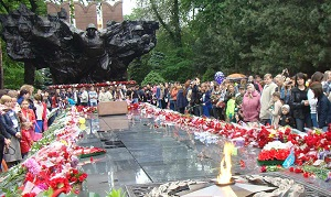 Пока живы те, кто помнит СССР, не исчезнет и память об общей Победе