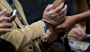 Если сбились со счета: кого и за что задержали за неделю в Кыргызстане