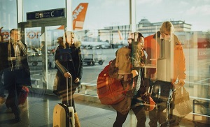 Пандемия не помеха. Казахстан в 2020 покинуло 5,5 тыс. человек