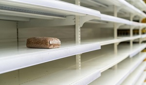  Жители Туркменбаши получают в месяц 250 гр пайковых продуктов