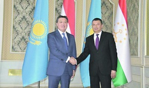 Таджикистан поделился водой с Казахстаном