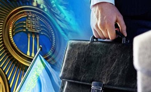 Олигархов от государства в Казахстане уже не отделить — политологи