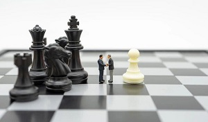 Политтехнологи работают в Казахстане по старинке