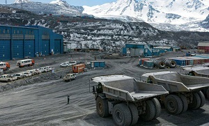 Шаг к экологической катастрофе: кто оставил на Кумторе токсичные свалки?