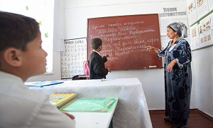 Таджикистан: учителя без оглядки бегут в Россию