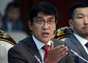 Власти Кыргызстана обещают «не позволить НПО развращать граждан»