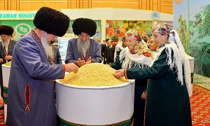 Туркменистан: а ВОЗ и ныне там