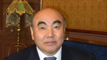 Аскар Акаев полностью искупил вину за прежние ошибки