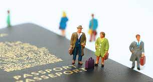 Бегство или возвращение? Что движет казахстанцами, желающими переехать на ПМЖ в Россию