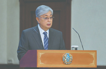 В Казахстане могут досрочно переизбрать парламент