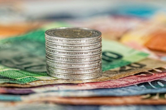 Эксперты о перспективах создания единой валюты ШОС