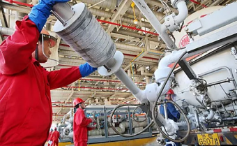 Пекин решил приостановить продажу СПГ в Европу - себе нужнее