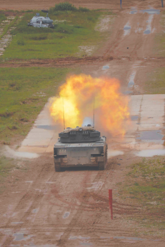 Восток к Китаю не сводится. С Пекином дружить взахлеб не получится, да и не нужно