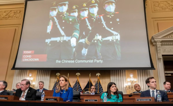 Экзистенциальная борьба за то, какой будет жизнь в XXI веке