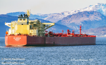 Китай нашел более короткий путь для нефти из арктического порта России 