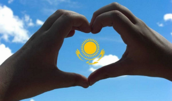 Мы в Казахстане льстим сами себе, полагая, что готовы к демократии