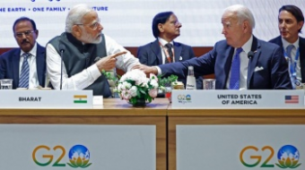 США наставляют Кыргызстан на Антишелковый путь