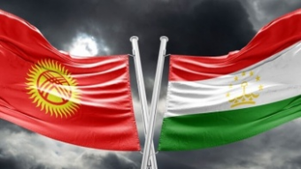 Кыргызстану и Таджикистану нужно дружить. Не отказываясь от помощи России