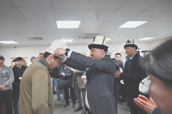 НПО атакуют президента Жапарова с Запада