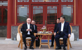 Россия и Китай укрепляют дружбу, преодолевая проблемы, созданные Западом