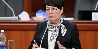 Унтер-министр образования