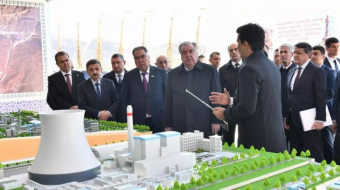 Рахмон поручил увеличить темпы индустриализации Таджикистана