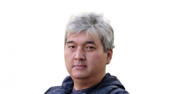 «Мы не должны забывать». Данияр Ашимбаев издал книгу о ВОВ