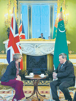 НГ: Туркмения открыла двери для британского капитала и европейских энергопроектов