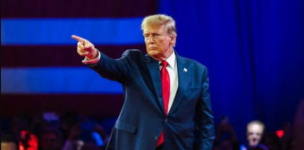 Трамп напал на Иран, чтобы ослабить Китай, Россию и КНДР — американский журналист 